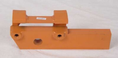 idler bracket R/H - D48593