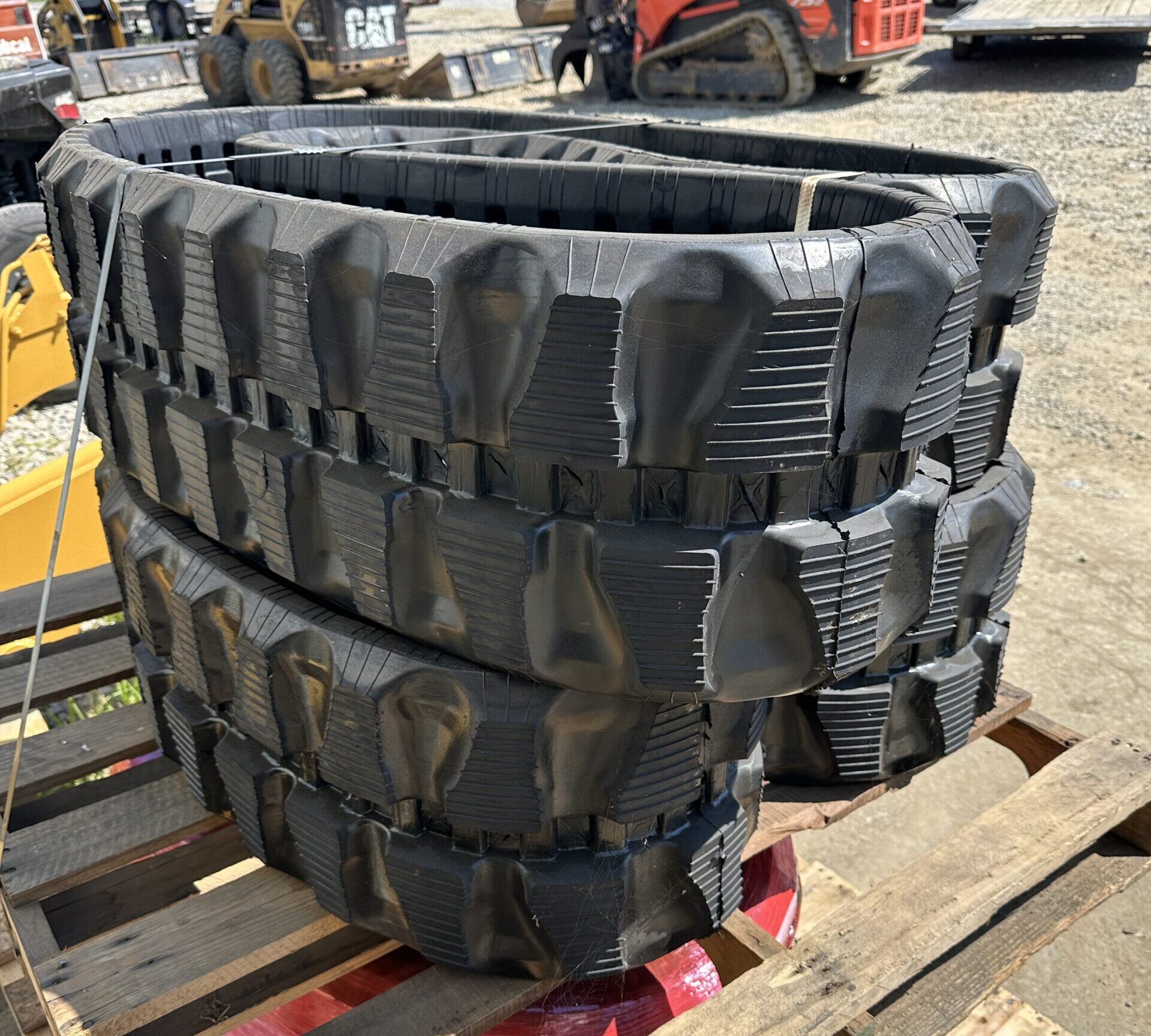 treads on pallet